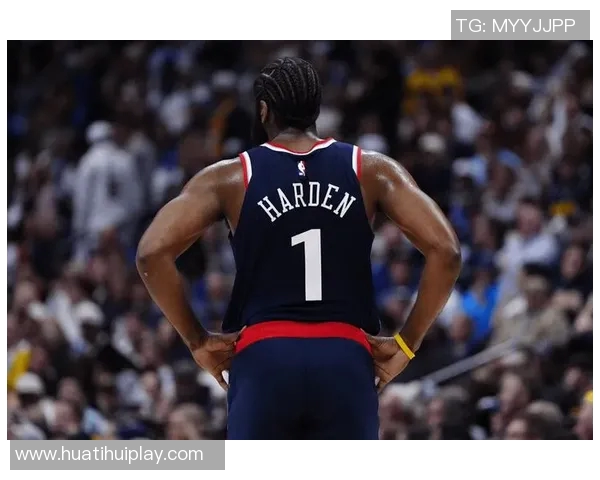 莱昂纳德状态低迷17投7中仅得18分5篮板正负值创赛季新低 莱昂纳德状态低迷17投7中仅得18分5篮板正负值创赛季新低