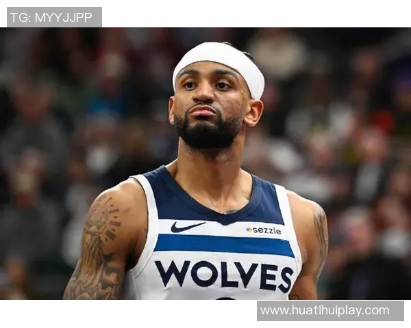 克拉克谈亚历山大沃克离队意外防守有信心重返前五名