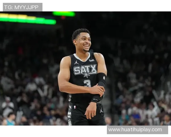 凯尔登约翰逊盛赞卡斯尔在关键时刻的表现为球队带来骄傲与信心